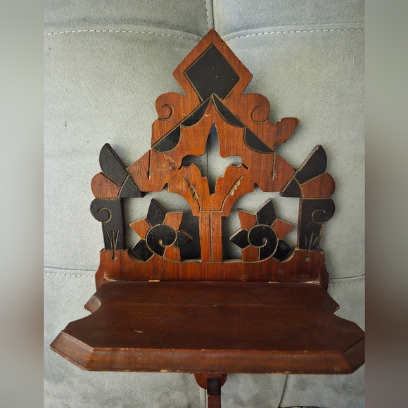 Antique wooden fold out shelf. - Picture 2 of 7